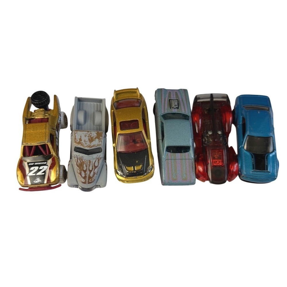 Hot Wheels Diecast Car & Truck Lot 14 Vehicles Mixed Vintage/Modern Years 69-22